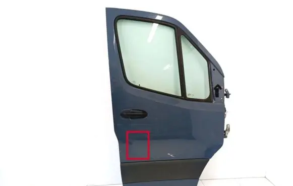 Mercedes-Benz Sprinter W907 W910 Front door