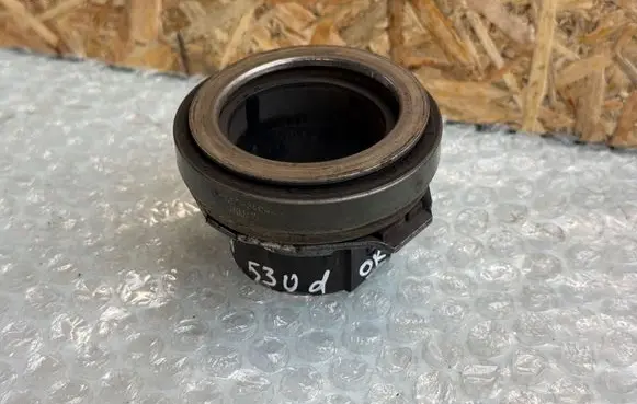 BMW 5 E39 clutch release bearing 
