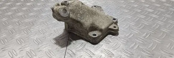 Mercedes-Benz ML W164 Engine mounting bracket A2722234204