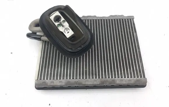Audi A4 S4 B9 Air conditioning (A/C) radiator (interior) GG471002
