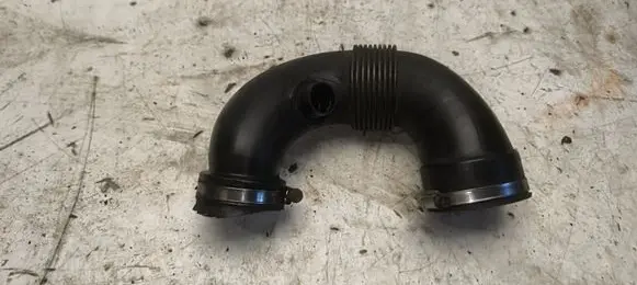 Mercedes-Benz ML W163 Intercooler hose/pipe A6120940308