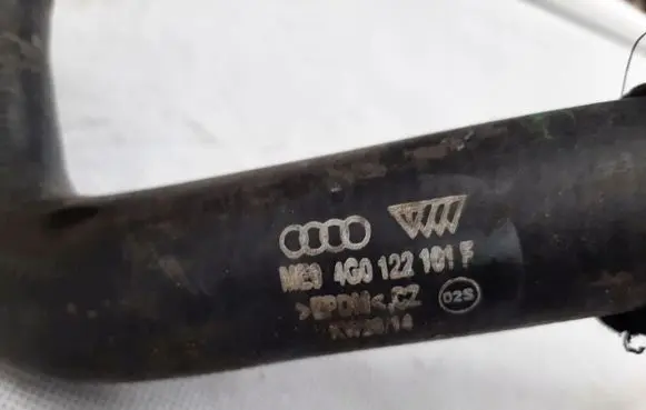 Audi A6 S6 C7 4G Engine coolant pipe/hose 4G0122101F