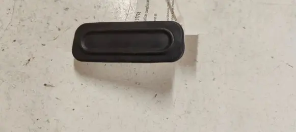 Citroen C2 Tailgate opening switch 
