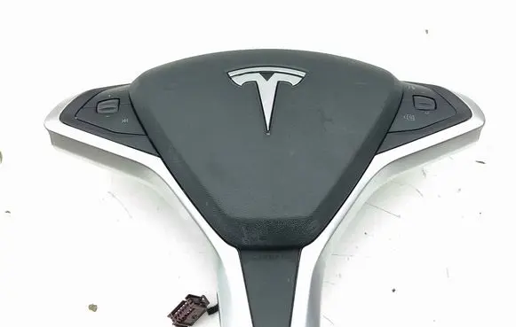 Tesla Model S Steering wheel airbag 0589P1000552 A14JM000759 102250600D