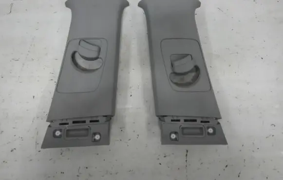 KIA Rio (B) pillar trim (top)