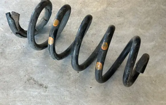 Renault Captur Rear coil spring