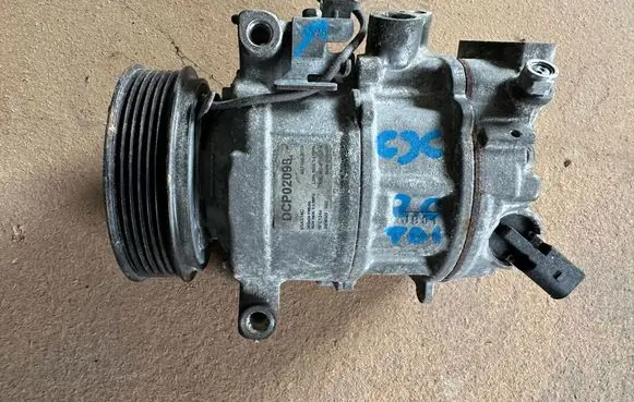 Audi A4 S4 B8 8K Air conditioning (A/C) compressor (pump) 8T0260805F DCP02098 HFC134A