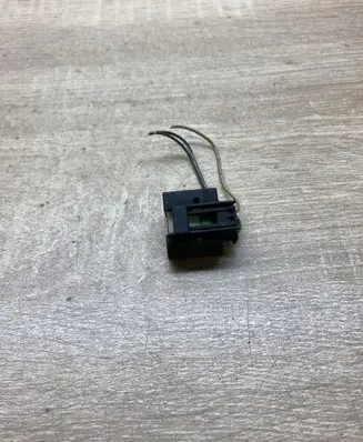 BMW 3 E90 E91 Plug wire 7508154
