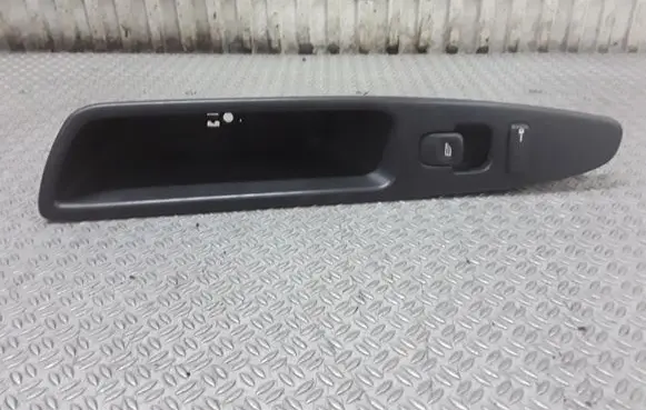 Volvo S40, V40 Electric window control switch 30889753