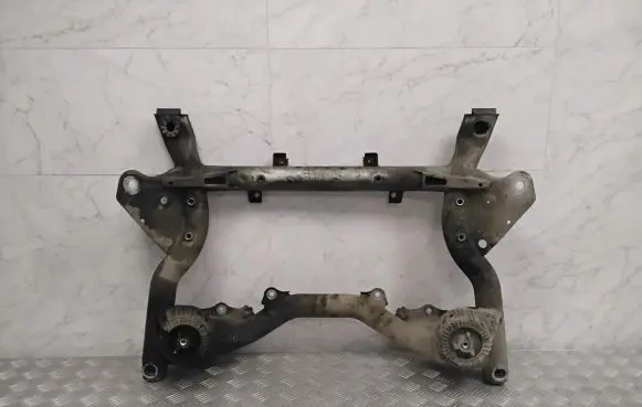 Mercedes-Benz C W204 Front subframe A2046281057