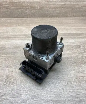 Toyota Avensis T250 ABS Pump 4451005042 0265231464