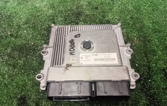 Opel Mokka B Engine control unit/module 9846386380