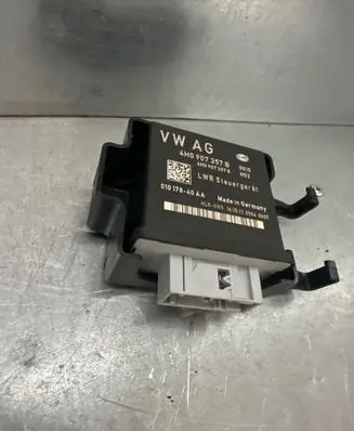 Audi A6 S6 C7 4G Light module LCM 4H0907357B 01017840AA