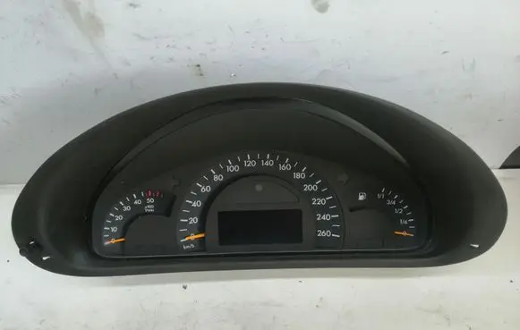 Mercedes-Benz C W203 Speedometer (instrument cluster) A2035401347