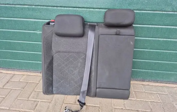 Rear seat