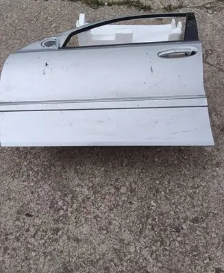 Mercedes-Benz E W211 Front door