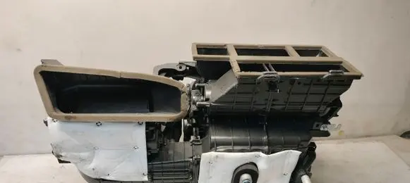 KIA Stonic Interior heater climate box assembly 