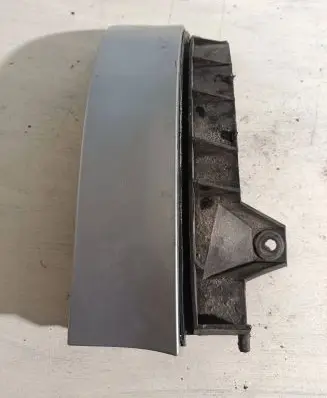 Rear bumper corner part panel trim