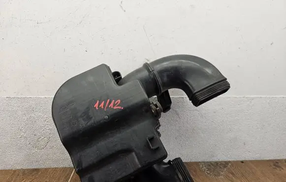 KIA Soul Intake resonator 28220-B2000 PPTD20 1132677S01