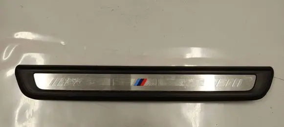 BMW 3 G20 G21 Front sill trim cover 8079739