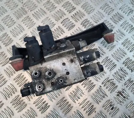 BMW 7 E65 E66 Active stabilizer control unit 6758704