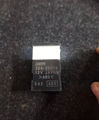Suzuki Liana Headlight level height control switch 32932074