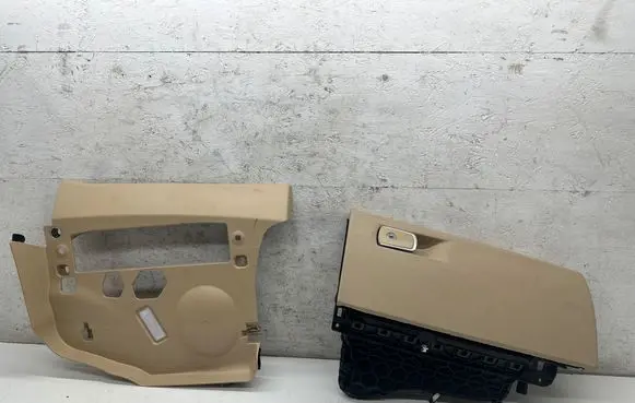 BMW 4 F36 Gran coupe Glove box 