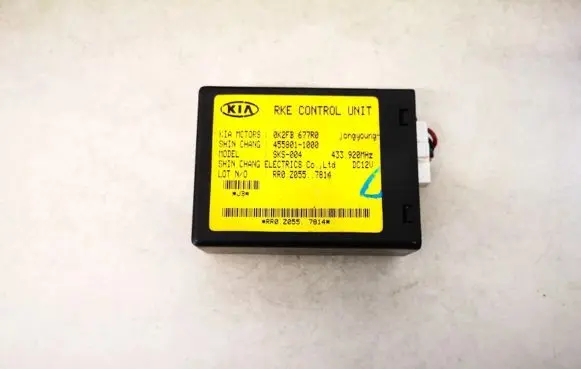 KIA Carens I Other control units/modules 0k2fb677r0 455801-1000
