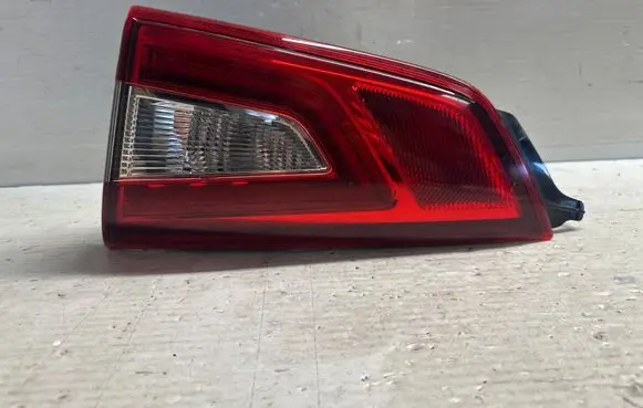 Nissan Qashqai Tailgate rear/tail lights