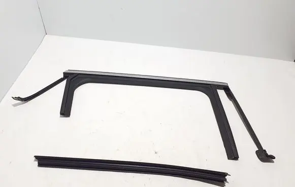 Renault Megane E-Tech Rubber seal rear door 823304578R