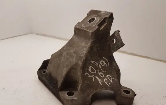Audi A6 S6 C6 4F Engine mounting bracket 4F0199308AB