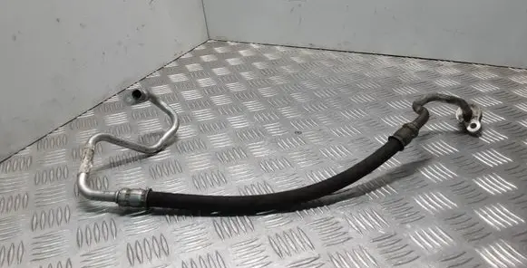 Land Rover Evoque I Air conditioning (A/C) pipe/hose GJ3219N601BA