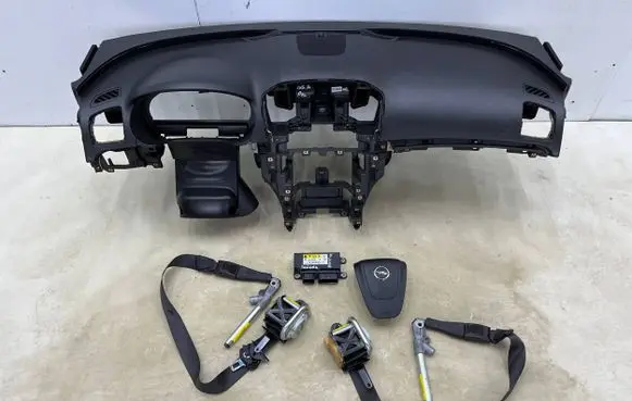 Opel Insignia A Dashboard 13505596 13303849 13303851