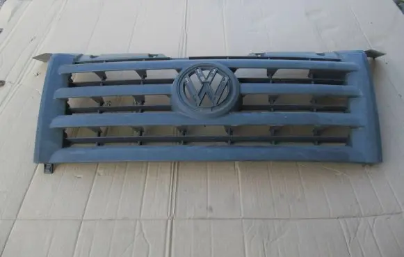 Volkswagen Crafter Front bumper upper radiator grill 2E0853653