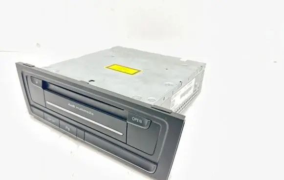 Audi A5 Sportback 8TA CD/DVD changer 8T1035670E 0005SF937540