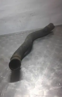 Opel Insignia A Engine coolant pipe/hose 13239142