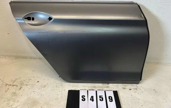 BMW 6 F06 Gran coupe Door (2 Door Coupe) PRAWY