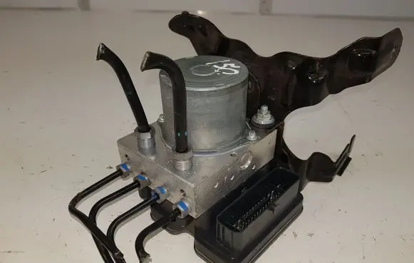 Jaguar F-Pace ABS Pump HK8314F447CF 0265255388