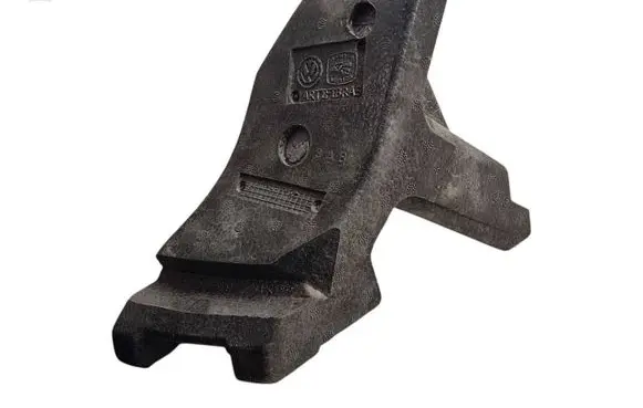 Volkswagen Beetle A5 Front bumper foam support bar 5C5807665B