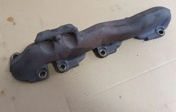 Opel Insignia A Exhaust manifold 55565985
