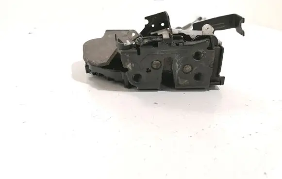 Volvo V50 Front door lock 30753657