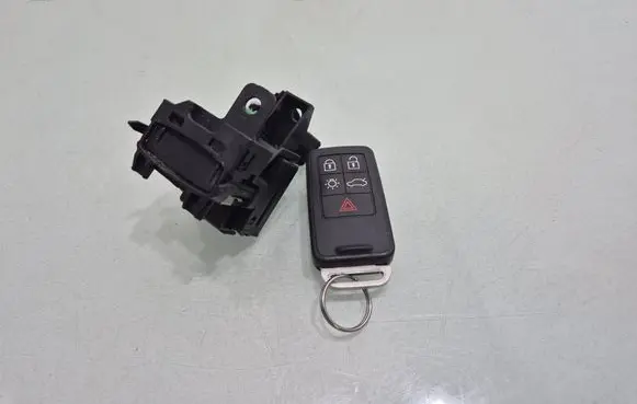 Volvo V40 Ignition lock