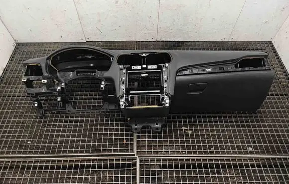 Ford Fusion Dashboard FA15061208 DS7319E656A