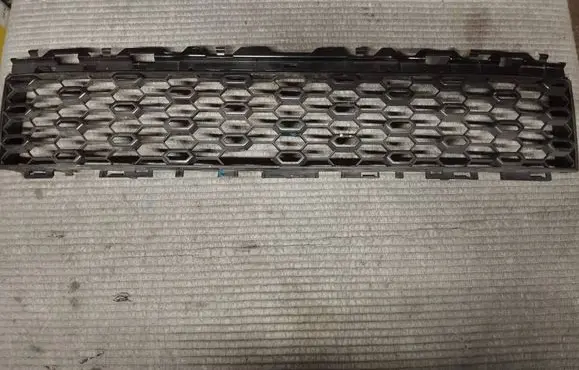 Fiat 500 Front bumper lower grill 735619611