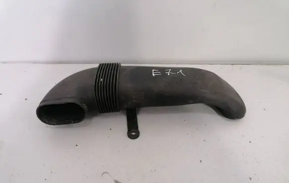 BMW X5 E70 Air intake hose/pipe 7799364