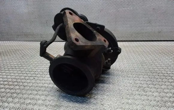 Mercedes-Benz Sprinter W901 W902 W903 W904 Turbo A6110981499