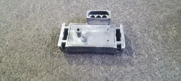 Renault Laguna I Air pressure sensor gm466 8767253