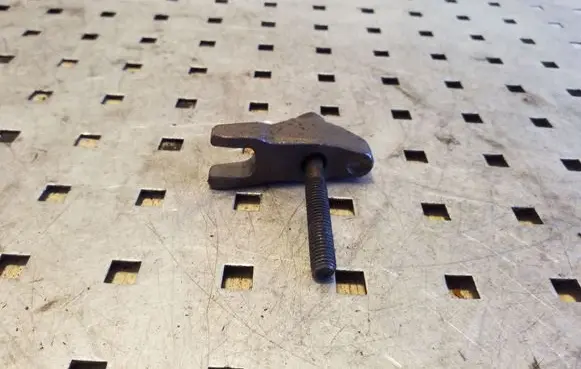KIA Soul Fuel Injector clamp holder