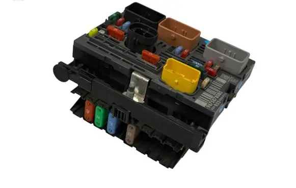 Citroen Jumpy Fuse module 9675878080