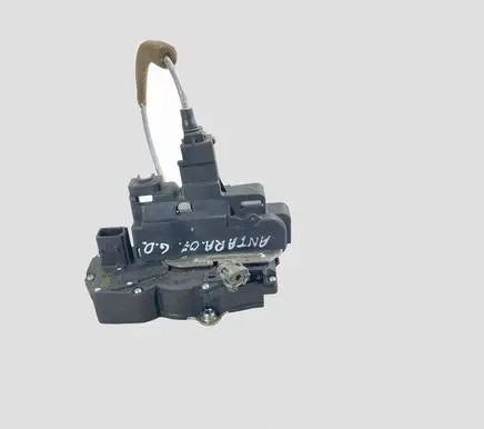 Opel Antara Rear door lock